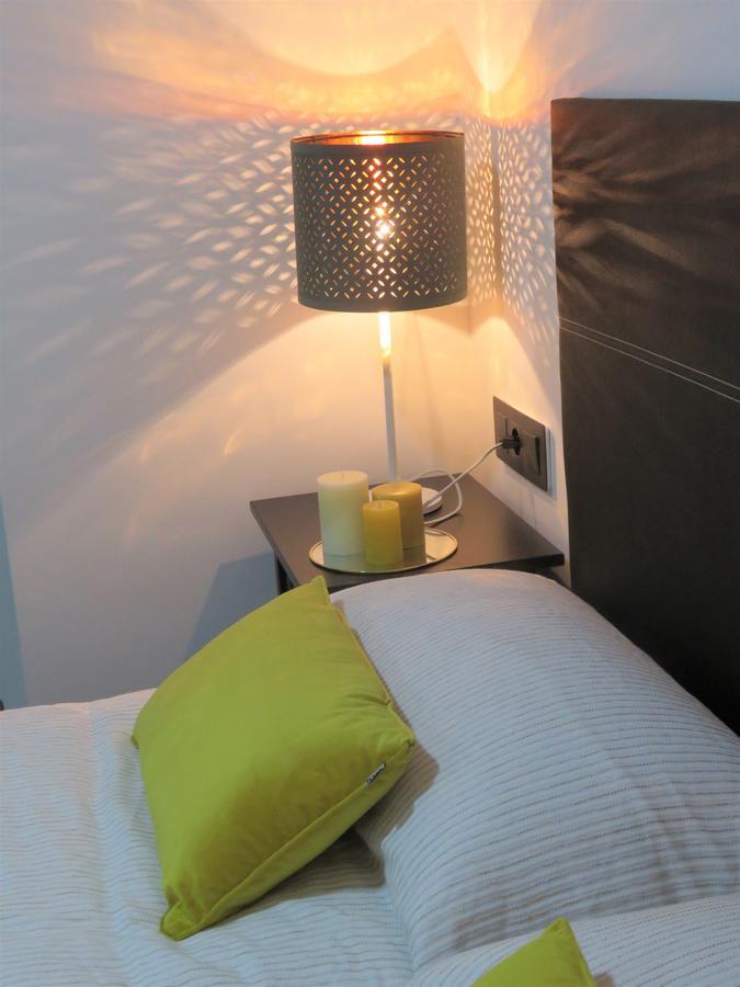 Living Sevilla Apartments Hercules Экстерьер фото