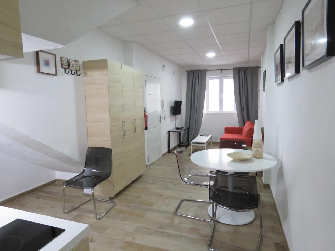 Living Sevilla Apartments Hercules Экстерьер фото